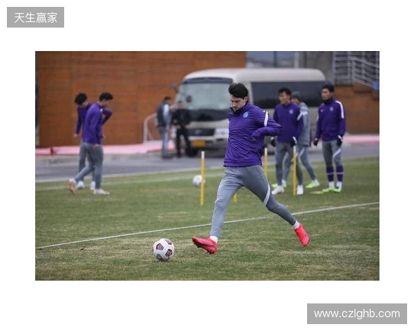 足球报:津门虎新赛季负10分开局形势严峻,于根伟并未失去信心 足球报:津门虎新赛季负10分开局形势严峻,于根伟并未失去信心